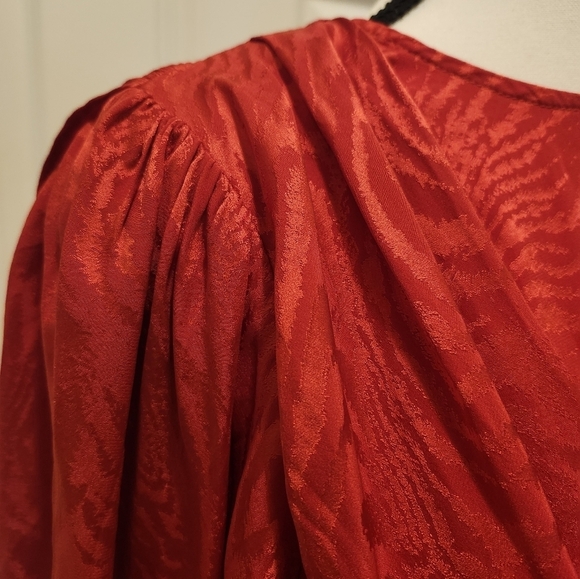 Ronny Kobo Silk Monet Top - Picture 3 of 12